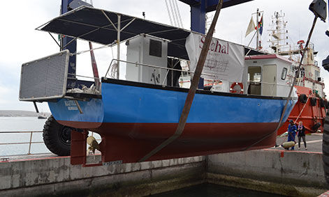 Trawler com motor de centro - NAUTILUS - Sachal Shipyard - com casa do leme