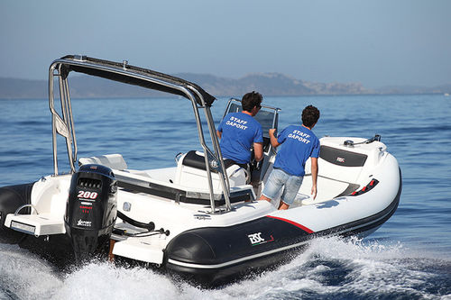 Barco inflável com motor de popa - 80 OCEAN - BSC COLZANI srl - semirrígido / com console central / open