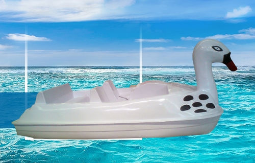 Pedalinho de 4 lugares - Swan - Fatih Polyester - Fiberglass Solutions - de fibra de vidro
