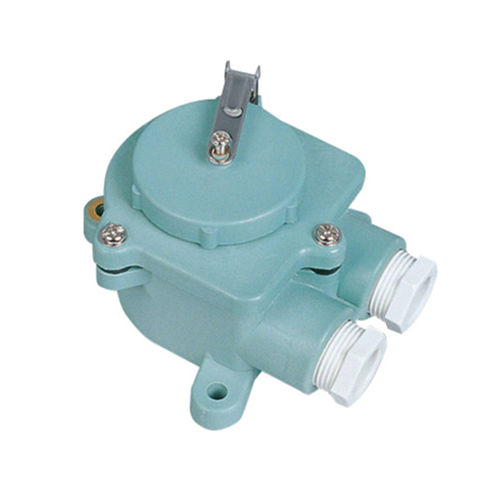 Tomada estanque elétrica para navio - IMPA 792856 - Zhejiang Bozhou Marine Electric Technology Co., Ltd. - para barco / fêmea / com tampa de proteção