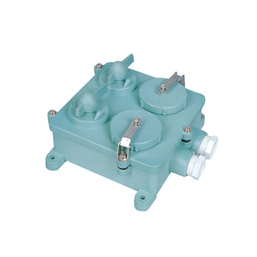 Tomada estanque elétrica para navio - IMPA 792832 - Zhejiang Bozhou Marine Electric Technology Co., Ltd. - para barco / fêmea / com interruptor