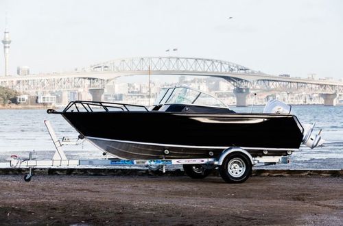 Bote com motor de popa - PIONEER 500 - Qingdao Allheart Marine Co., Ltd. - open / com console dupla / máx. 5 pessoas