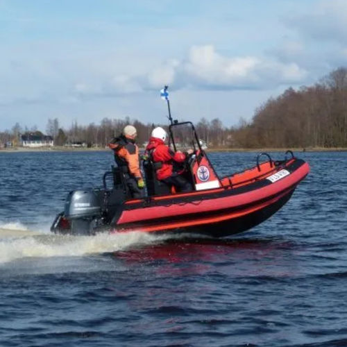 Barco profissional barco salva-vidas - P484 - PETOR - com motor de popa / em polietileno / barco inflável semirrígido
