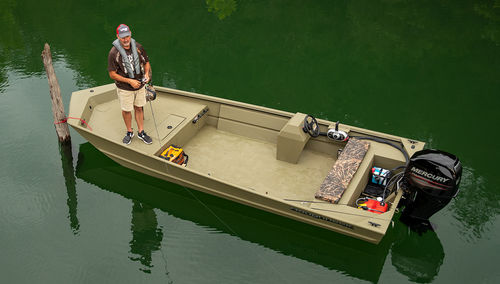 Jon boat com motor de popa - Roughneck 1860 Rambler - Lowe - com console lateral / open / de caça
