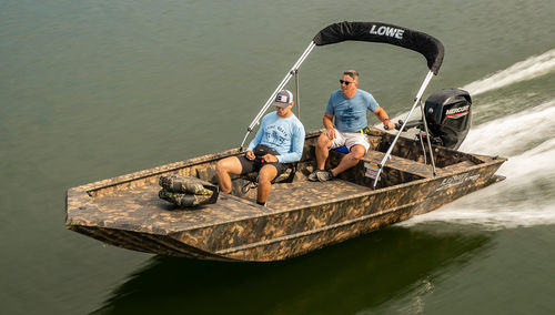 Jon boat com motor de popa - Roughneck 1760 - Lowe - open / para pesca / de caça