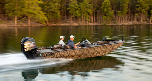 Crappie boat com motor de popa - STINGER ST175 CAMO - Lowe - com console lateral / de pesca esportiva