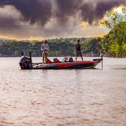 Bass boat com motor de popa - Z520R - Ranger Boats - com console lateral / open / de pesca esportiva