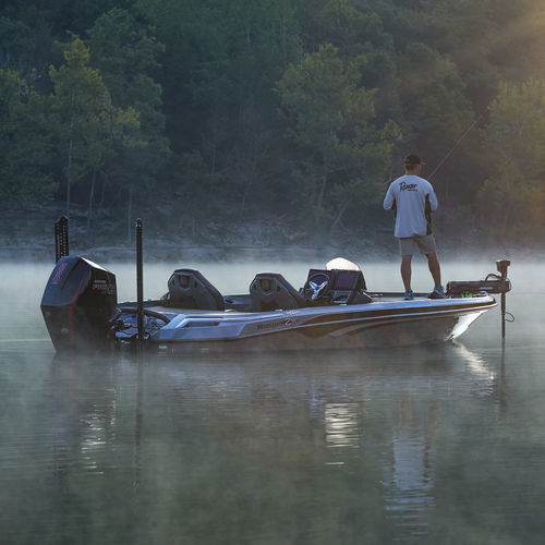 Bass boat com motor de popa - Z521R 55TH  - Ranger Boats - com console lateral / open / de pesca esportiva