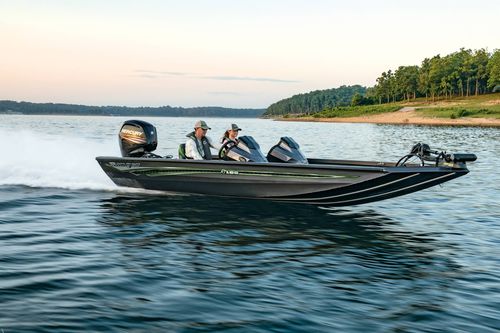 Bass boat com motor de popa - RT188 - Ranger Boats - com console lateral / open / de pesca esportiva