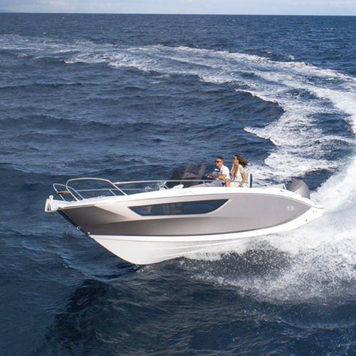 Lancha walkaround com motor de popa - KL 24 FB - Sessa Marine - com console central / open / rápida