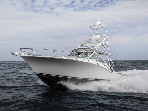 Lancha Express Cruiser com motor de popa - 32 EXPRESS - Albemarle - com flybridge / de pesca esportiva / pernoite para 4 pessoas