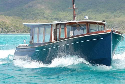 Barco profissional táxi aquático - WATER TAXI - Tofinou - com motor de centro