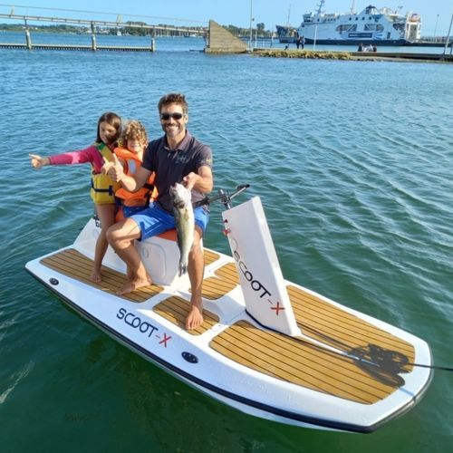 Jetski elétrico - Scoot-X - WATT & BOAT - sentado / de 3 lugares / 10 - 20 cv