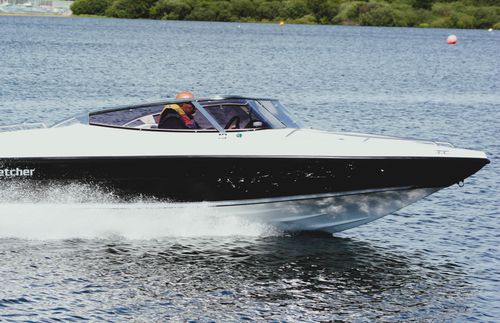 Lancha de proa aberta com motor de centro - 17 GTS - Fletcher Boats - com console dupla / bowrider / open