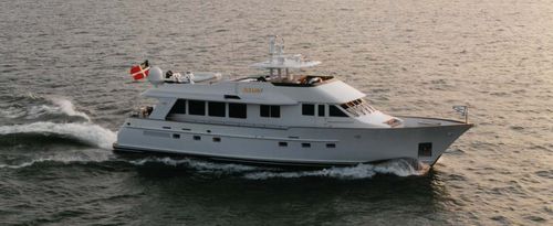 Iate a motor de alta velocidade - SIMARON  - Burger Boat Company - clássico / com flybridge / com casco de deslocamento
