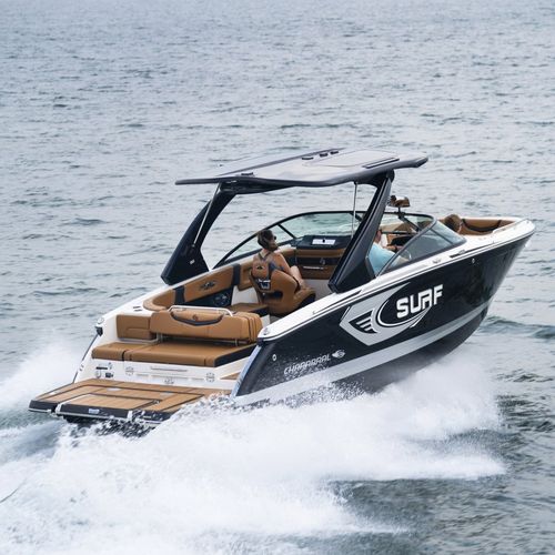Lancha de proa aberta com motor de centro - 28 SURF - Chaparral - com console dupla / bowrider / open