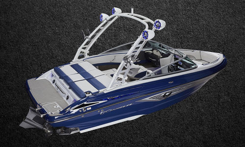 Lancha de proa aberta com motor de centro - 220 SS - Crownline - com console dupla / bowrider / open