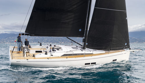 Veleiro de cruzeiro e regata - GS 44  - Grand Soleil Yachts - 3 cabines / pernoite para 6 pessoas / pernoite para 8 pessoas