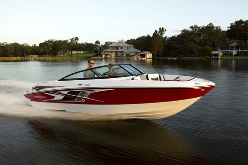 Lancha de proa aberta com motor de centro - M-22 - Monterey Boats - com console dupla / bowrider / open
