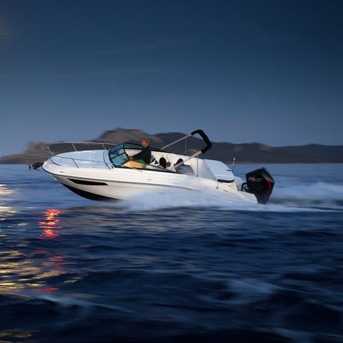 Lancha de proa aberta com motor de popa - SUN SPORT 230 OB - Sea Ray - com console dupla / open / para esqui aquático