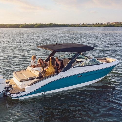 Lancha Express Cruiser com motor de popa - SLX 280 OB - Sea Ray - bimotor / open / com console dupla