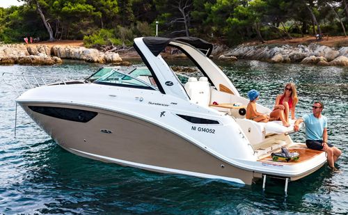 Lancha Cabin Cruiser com motor de centro - SUNDANCER 265 - Sea Ray - open / esportiva / máx. 8 pessoas
