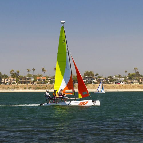 Catamarã esportivo de lazer - GETAWAY - Hobie Cat USA - múltiplo / com dois trapézios / em polietileno