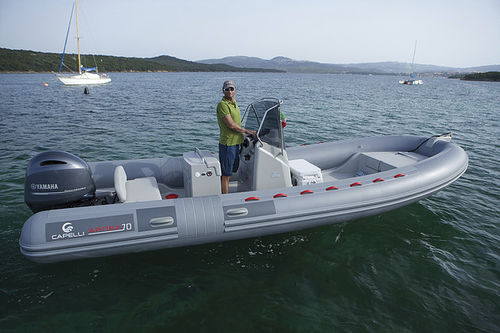 Barco inflável com motor de popa - APNEA 70 - Capelli - semirrígido / com console central / open