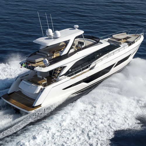 Megaiate de cruzeiro - 670 - Ferretti Yachts - com flybridge / 3 cabines