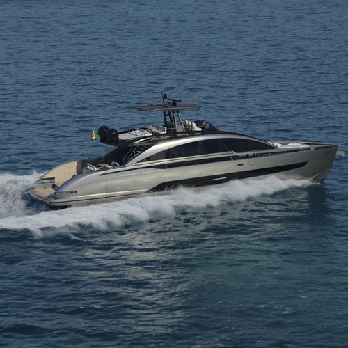 Iate a motor de cruzeiro - GTX80 - Pershing - com flybridge / IPS POD / 3 cabines