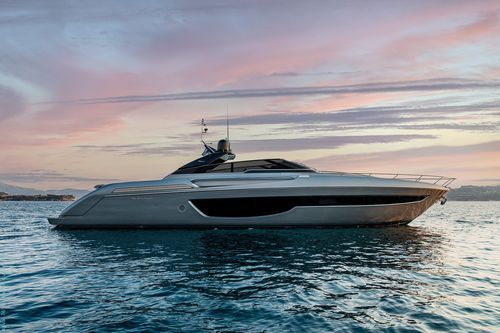 Iate a motor de cruzeiro - 76' BAHAMAS SUPER - Riva - open / com console dupla / V-drive
