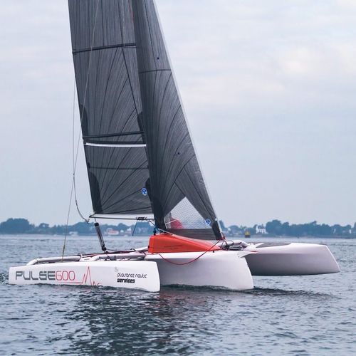 Trimarã - PULSE 600	 - Corsair Marine International - de regata / em fibra de carbono / com gurupés