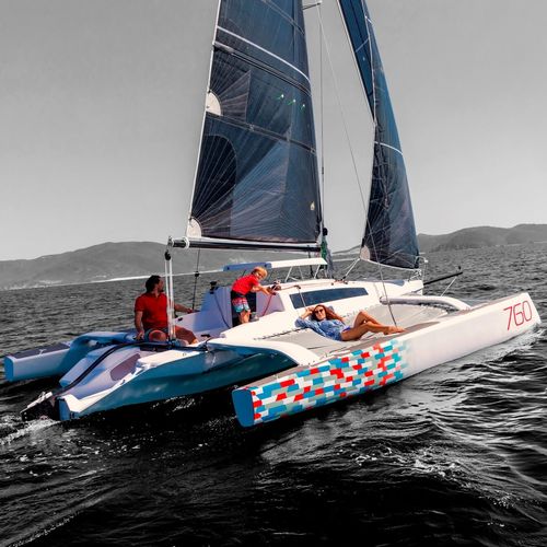 Trimarã - 760 - Corsair Marine International - de cruzeiro / 1 cabine / com gurupés