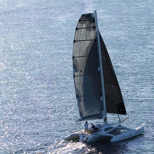 Trimarã - 37 - Corsair Marine International - de cruzeiro e regata / 2 cabines / com gurupés