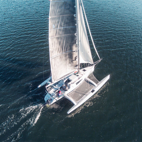 Trimarã - 970  - Corsair Marine International - de cruzeiro e regata / 1 cabine / com gurupés