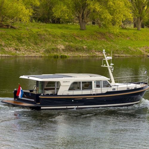 Iate a motor de cruzeiro - Sturdy 500 Sedan - Linssen Yachts B.V. - com casa do leme / 2 cabines / pernoite para 4 pessoas