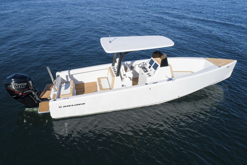 Lancha de console central com motor de popa - POWER 26 - Melges - de pesca esportiva / máx. 12 pessoas / com T-Top