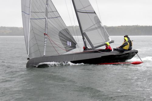Veleiro de regata - SPEEDDREAM - Lyman Morse - com quilha pendular