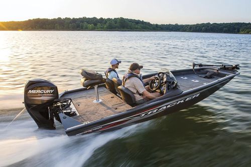 Bass boat com motor de popa - PRO TEAM™ 175 TF - Tracker - com console lateral / de pesca esportiva / em alumínio