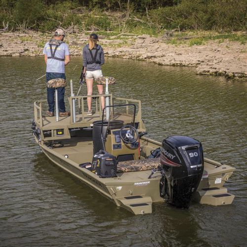 Jon boat com motor de popa - GRIZZLY® 1860 CC Sportsman - Tracker - com console central / de pesca esportiva / em alumínio
