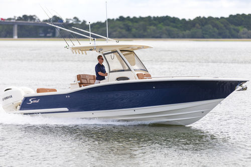 Lancha de console central com motor de popa - 277 LXF - Scout Boats - bimotor / de pesca esportiva / com solário