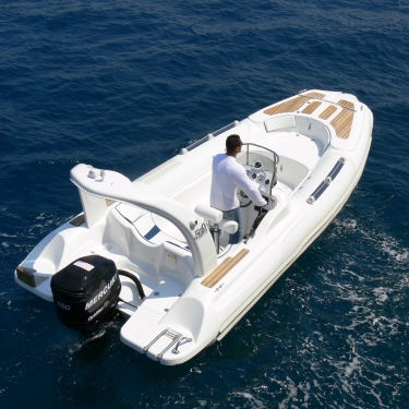 Barco inflável com motor de popa - 550 FAMILY - Mostro - semirrígido / com console lateral / máx. 8 pessoas