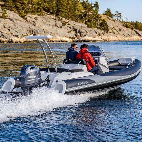 Barco inflável com motor de popa - G580 - GRAND Inflatable Boats - com casco rígido / open / com console central