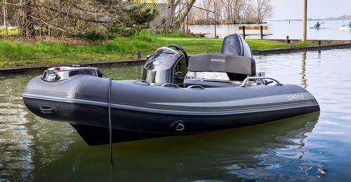 Barco inflável com motor de popa - G380 - GRAND Inflatable Boats - semirrígido / open / com console lateral