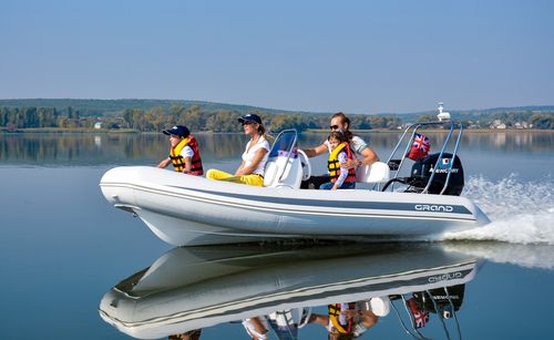 Barco inflável com motor de popa - S420N - GRAND Inflatable Boats - com casco rígido / open / esportivo