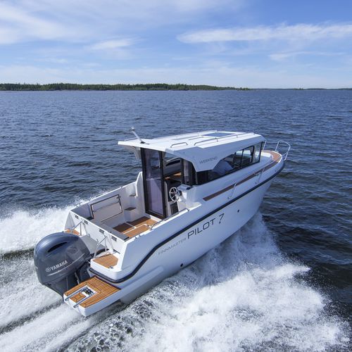 Lancha walkaround com motor de popa - PILOT 7 W - Finnmaster Boats Oy - com casa do leme / de pesca esportiva / em alumínio