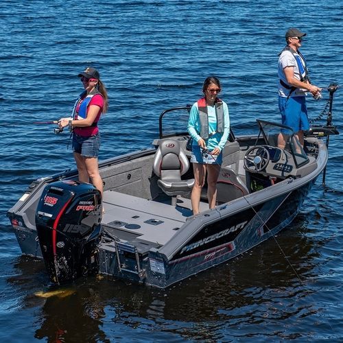 Bay boat com motor de popa - SPORT 172 - Bateaux Princecraft - a gás / com console dupla / open