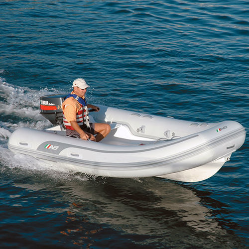 Barco inflável com motor de popa - 13 VS - AB Inflatables - semirrígido / open / em fibra de vidro