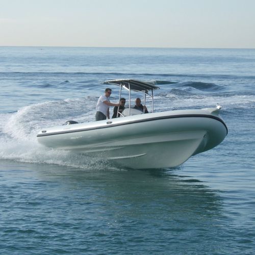 Barco inflável com motor de popa - 800 D - SCANNER - bimotor / semirrígido / com console central