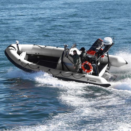 Barco profissional barco de passeio - SP-750 - Narwhal - barco auxiliar para mergulho / com motor de popa / barco inflável semirrígido